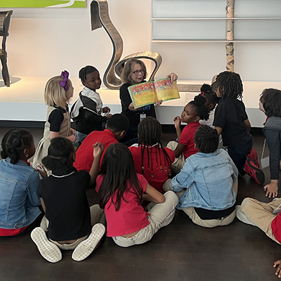 Photo of Stephanie Niemeyer